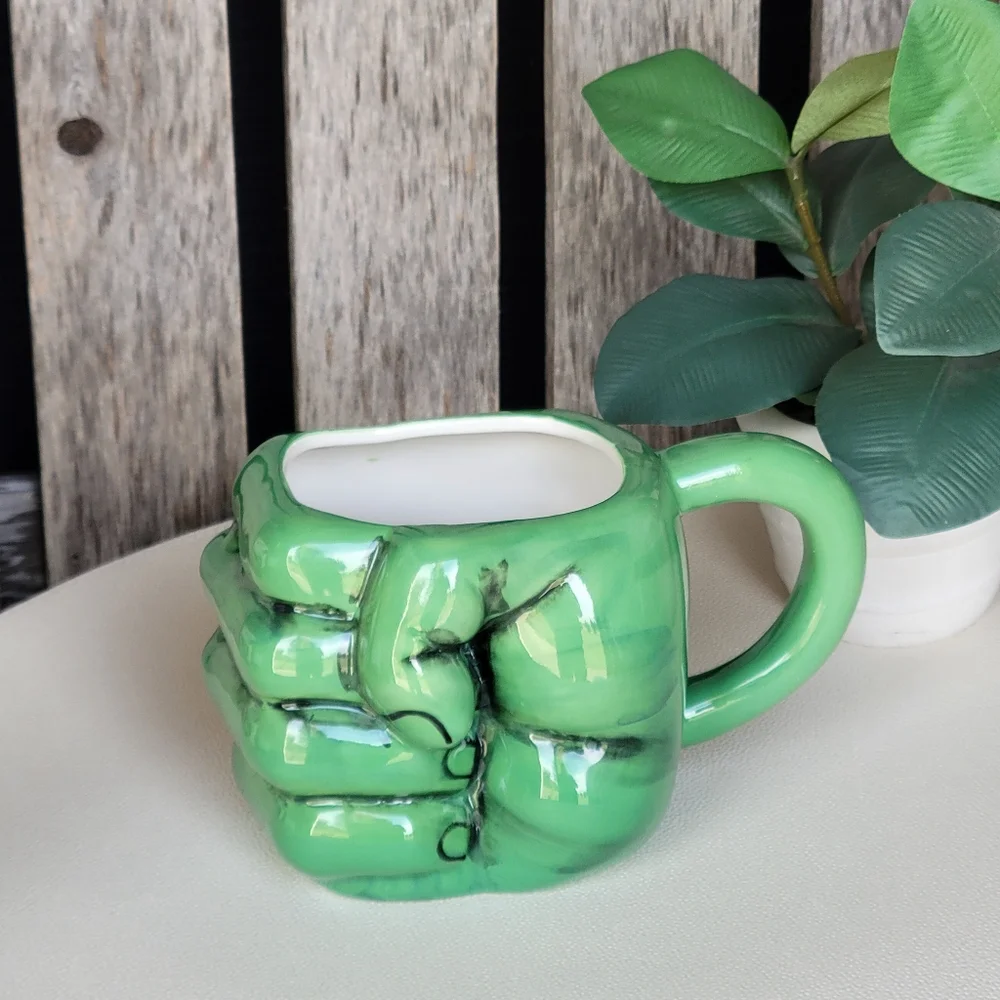 Incredible Hulk Green Oversized Fist Mug- Marvel - Picture 7 of 10